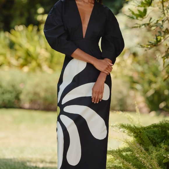 Cala De La Cruz Dresses & Skirts - Cala de la Cruz  Peninsula Cotton Puff-Sleeve V-Neck Maxi Dress (NWOT)